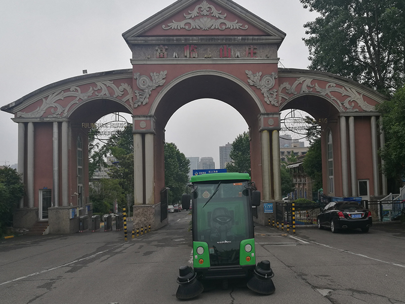 绵阳扫地机,绵阳电动扫地机,四川绵阳扫地车,四川绵阳物业扫地车,德阳工业扫地车,德阳驾驶式电动扫地车